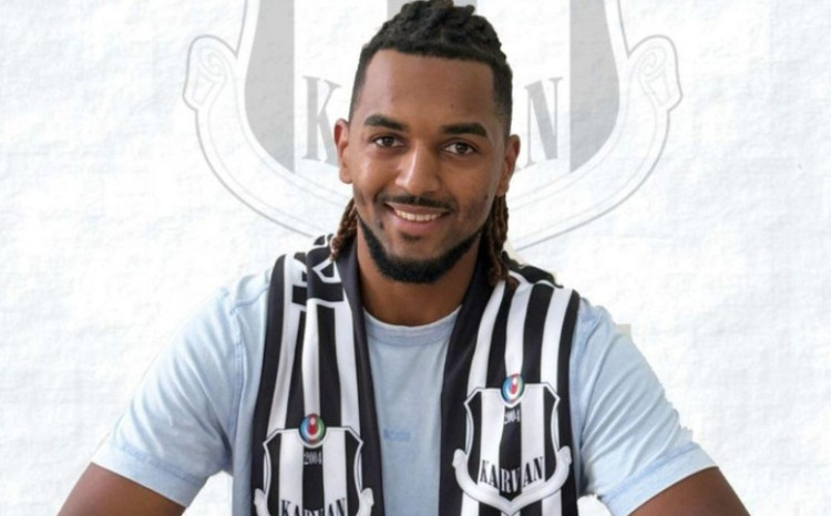 “Karvan-Yevlax”dan yeni transfer 