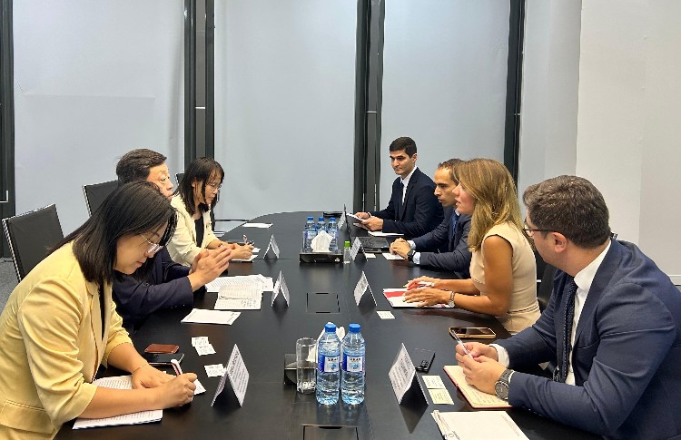 Çinin Liaonin əyalətinin nümayəndə heyəti AZPROMO-da olub 