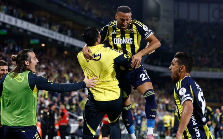 “Fənərbağça” yenə xal itirdi 