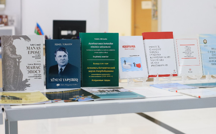 Mərkəzi Elmi Kitabxanaya yeni daxil olan ədəbiyyatların sərgisi keçirilir 