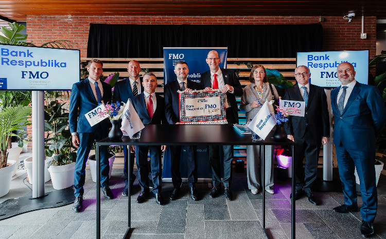 Bank Respublika signs the largest loan agreement among private banks in Azerbaijan 