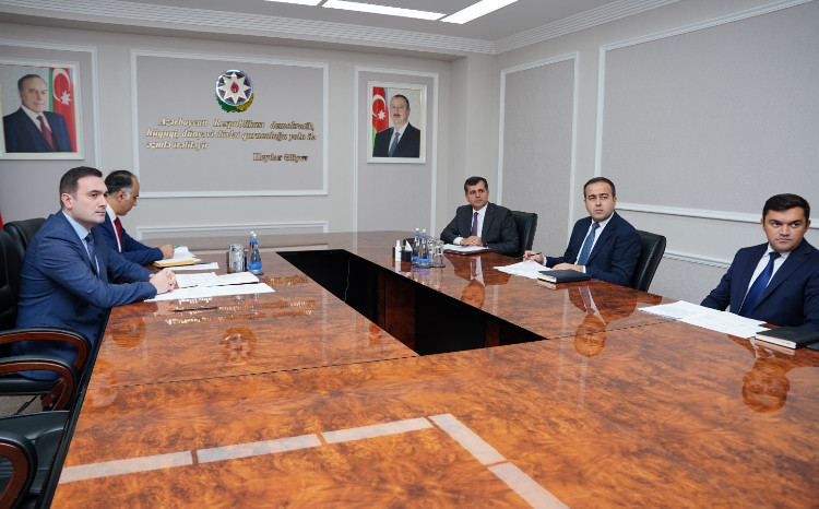 Ədliyyə nazirinin müavini Abiddin Hüseynov bölgələrdə yaşayan vətəndaşların müraciətlərini dinləyib 