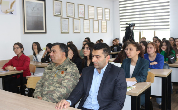 В БГУ прошла встреча с ветеранами-журналистами 