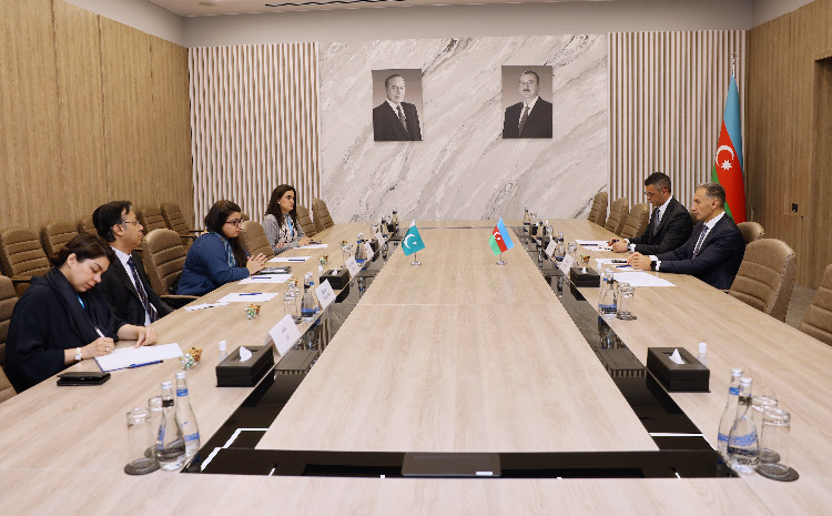 Minister Rashad Nabiyev Meets Pakistan’s Federal Minister for Information Technology and Telecommunications 