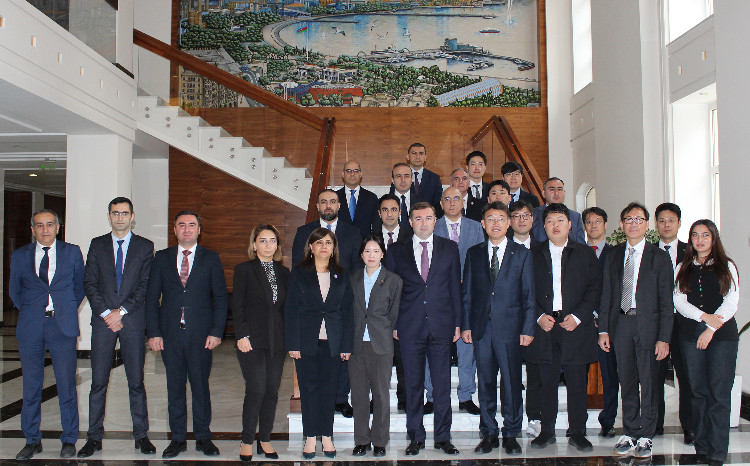 Azərbaycan və Koreya arasında İnteqrəolunmuş Maliyyə İdarəetmə Sistemi üzrə seminar keçirilib 