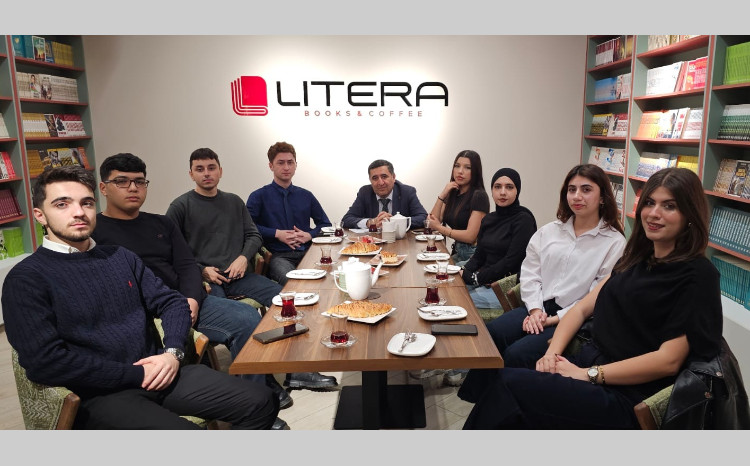 CASCFEN sədri bir qrup fəal gənclə görüş keçirib 