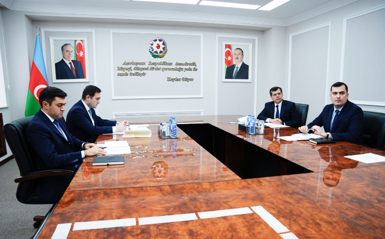 Ədliyyə nazirinin müavini Abiddin Hüseynov bölgələrdə yaşayan vətəndaşların müraciətlərini dinləyib 