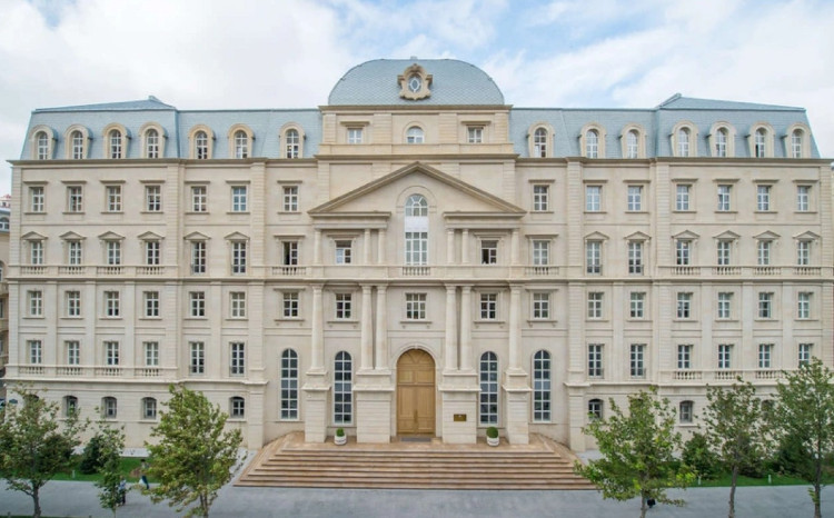 Maliyyə Nazirliyinin 1080 günlük istiqrazlarının yerləşdirilməsi üzrə hərrac keçirilib 