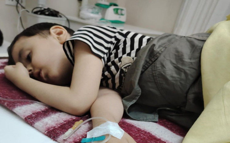 Nihatın həyatı sizin əlinizdədir: Anası yardım üçün müraciət etdi 