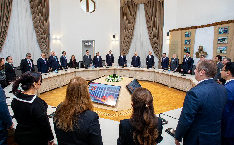 Energetika Nazirliyində 20 Yanvar faciəsinin 36-cı ildönümü ilə əlaqədar anım tədbiri keçirilib 