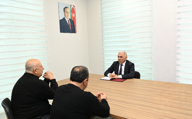 “Azərişıq” ASC-nin sədri Vüqar Əhmədov Hacıqabul və Şirvandan olan vətəndaşları qəbul edib 