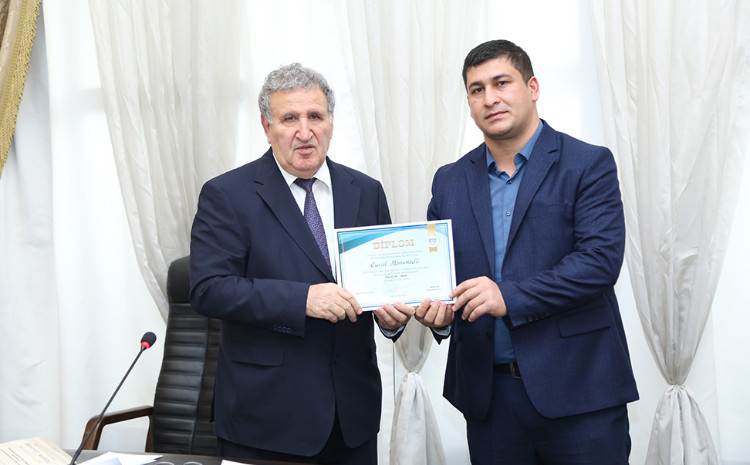 MEK əməkdaşı “İlin gənc alimi” diplomu ilə təltif olunub 