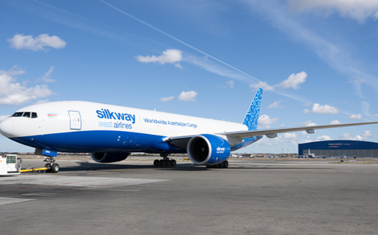 “Silk Way West Airlines” donanmasının yenilənməsi proqramı çərçivəsində dördüncü “Boeing 777F” yük təyyarəsini təhvil alıb 