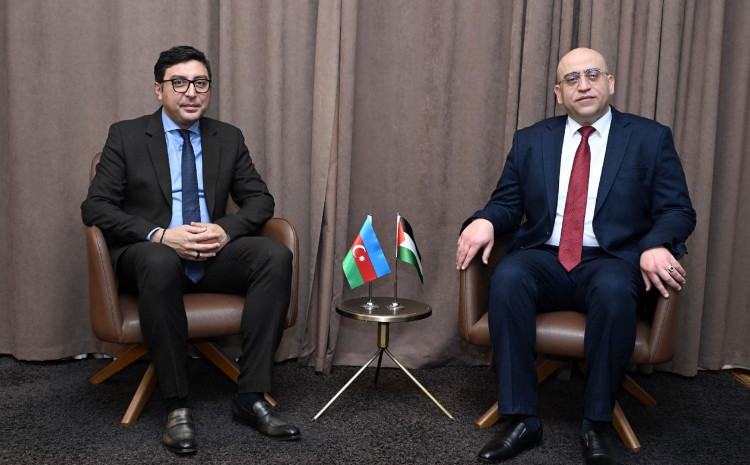 Fərid Qayıbov Fələstin səfiri ilə gənclər və idman sahəsində əməkdaşlığı müzakirə etdi 