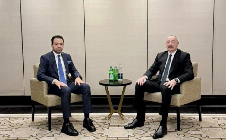 İlham Əliyev Əbu-Dabidə Müsəlman Ağsaqqalları Şurasının baş katibi ilə görüşüb 