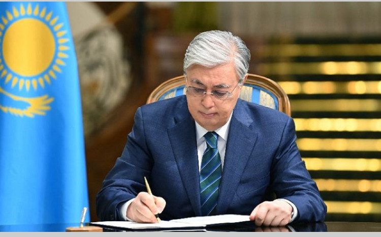 Президент Казахстана направил личные послания главам ряда государств 