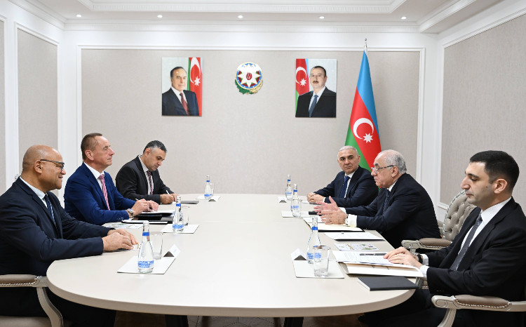 Baş nazir Əli Əsədov Beynəlxalq Kanoe Federasiyasının və Avropa Kanoe Assosiasiyasının prezidentləri ilə görüşüb 