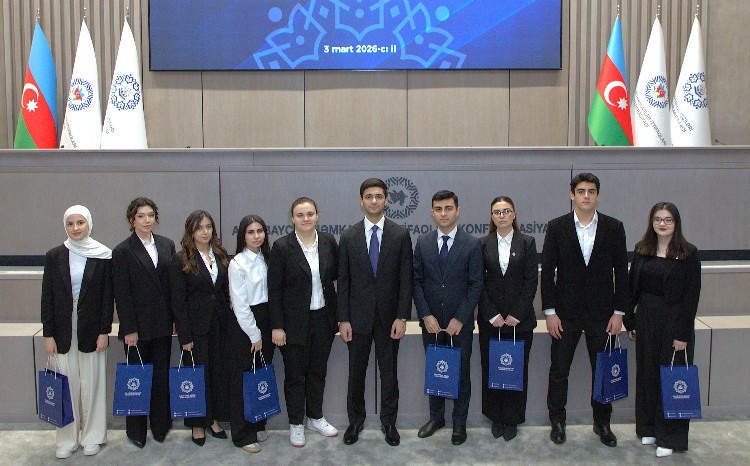 BDU-nun 10 tələbəsinə “Həmkarlar İttifaqı təqaüdü” verilib 