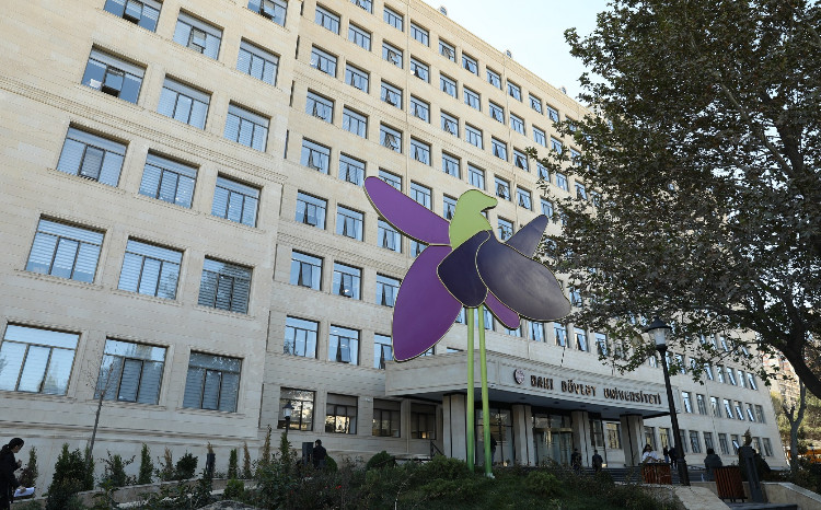 Türkiyənin Hacettepe Universitetinin professorunun BDU-da elmi seminarı 