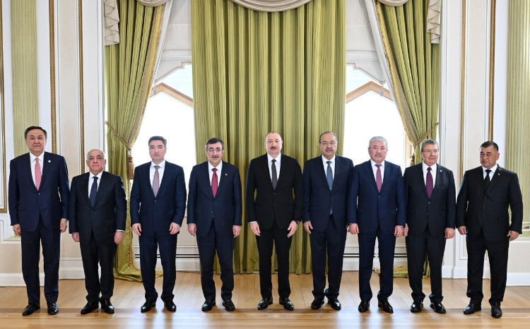 Олжас Бектенов принял участие во встрече глав правительств стран - членов Организации тюркских государств в городе Баку 