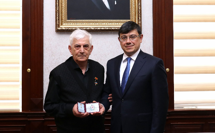 Ukraynadakı diaspor rəhbərinə "Diaspor fəaliyyətində xidmətə görə" medalı təqdim olunub 