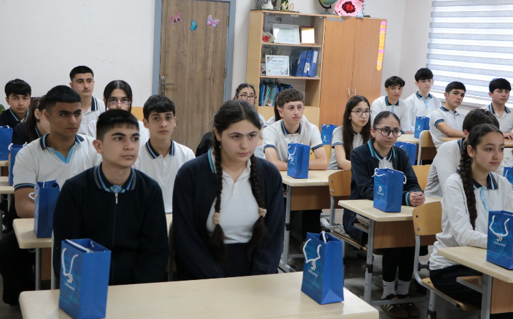 Balakəndə təhlükəsiz internet təlimləri keçirilib 