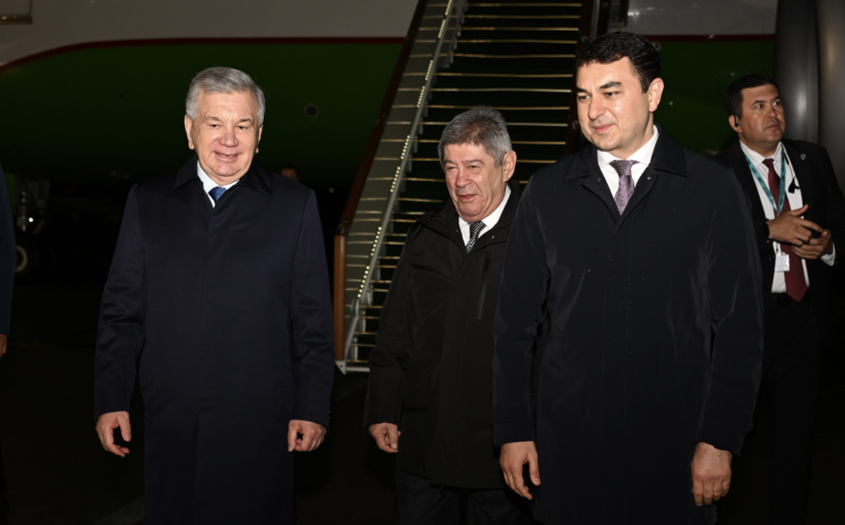 Özbəkistan Prezidenti Şavkat Mirziyoyev Azərbaycana səfərə gəlib 