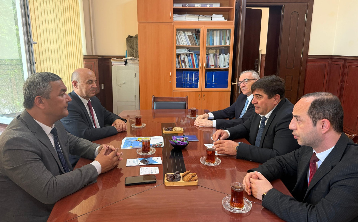 Delegation from Samarkand State Architecture and Construction University Visits BSU 