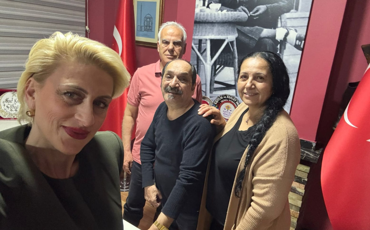 Eşitlik ve Adalet Partisi Ankara Baş Qərargahında Önəmli Toplantı Keçirildi 