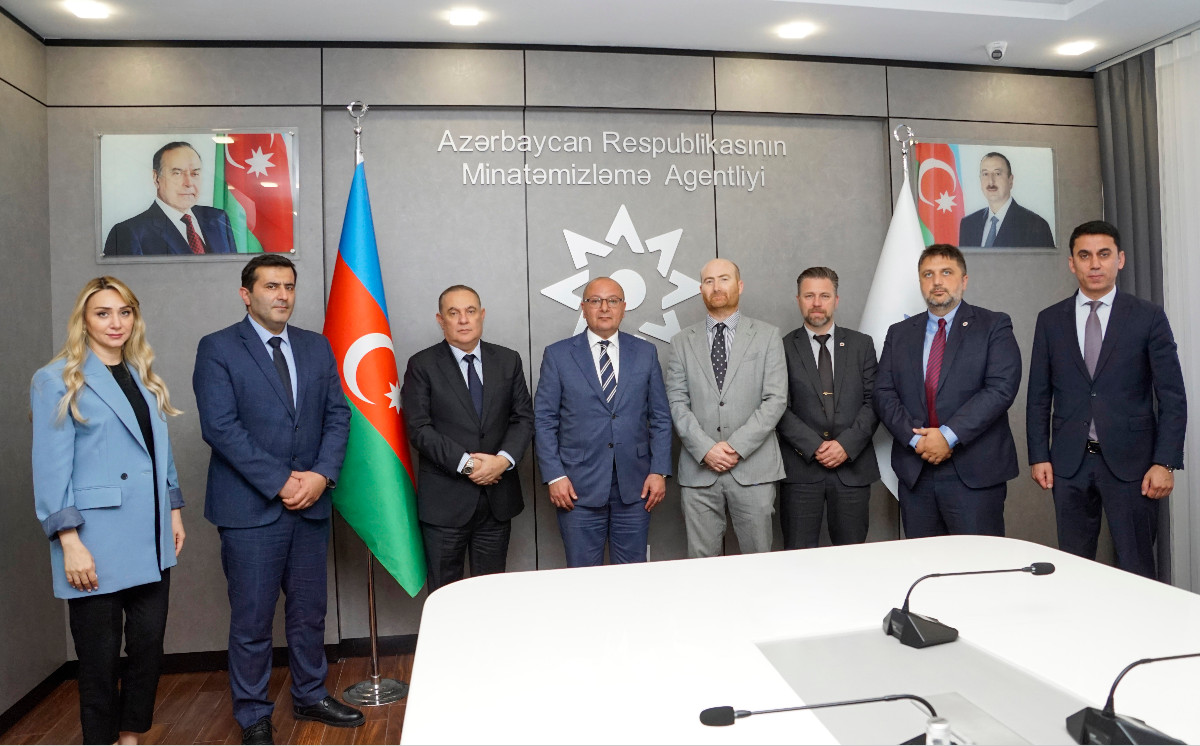 Cenevrə Beynəlxalq Humanitar Mintəmizləmə Mərkəzinin (GICHD) nümayəndə heyəti ilə ANAMA-da görüş 