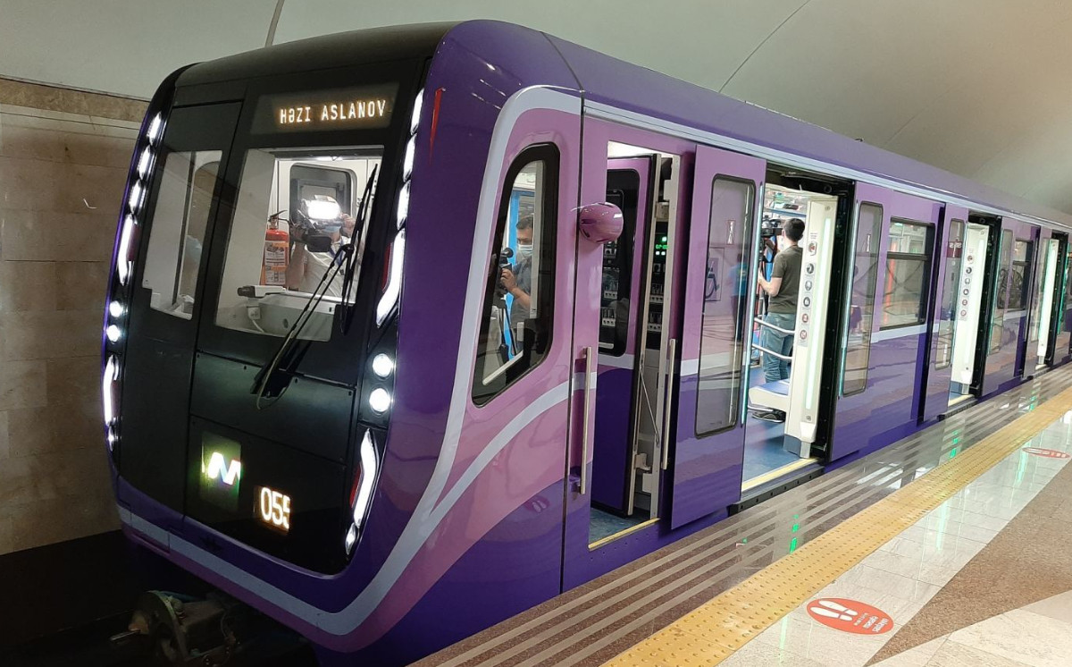 Bakı Metropolitenində tarixi mərhələ: Qırmızı və Yaşıl xətlərin ayrılması layihəsinə start verilir - VİDEO