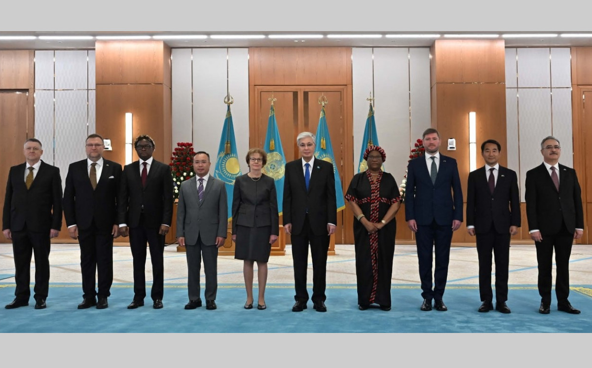 Azerbaijani Ambassador presents his credentials to Kazakh President 