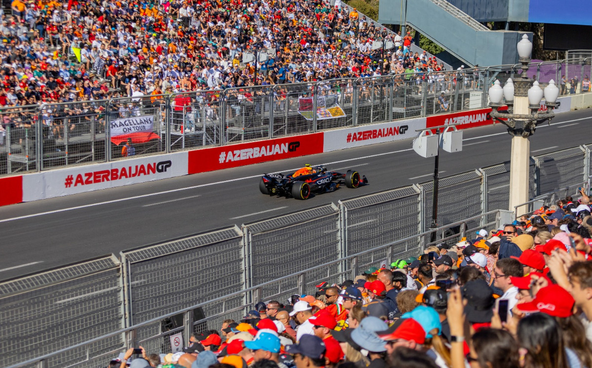 New Grandstand Installed for the 10th Anniversary of the Formula 1 Azerbaijan Grand Prix 