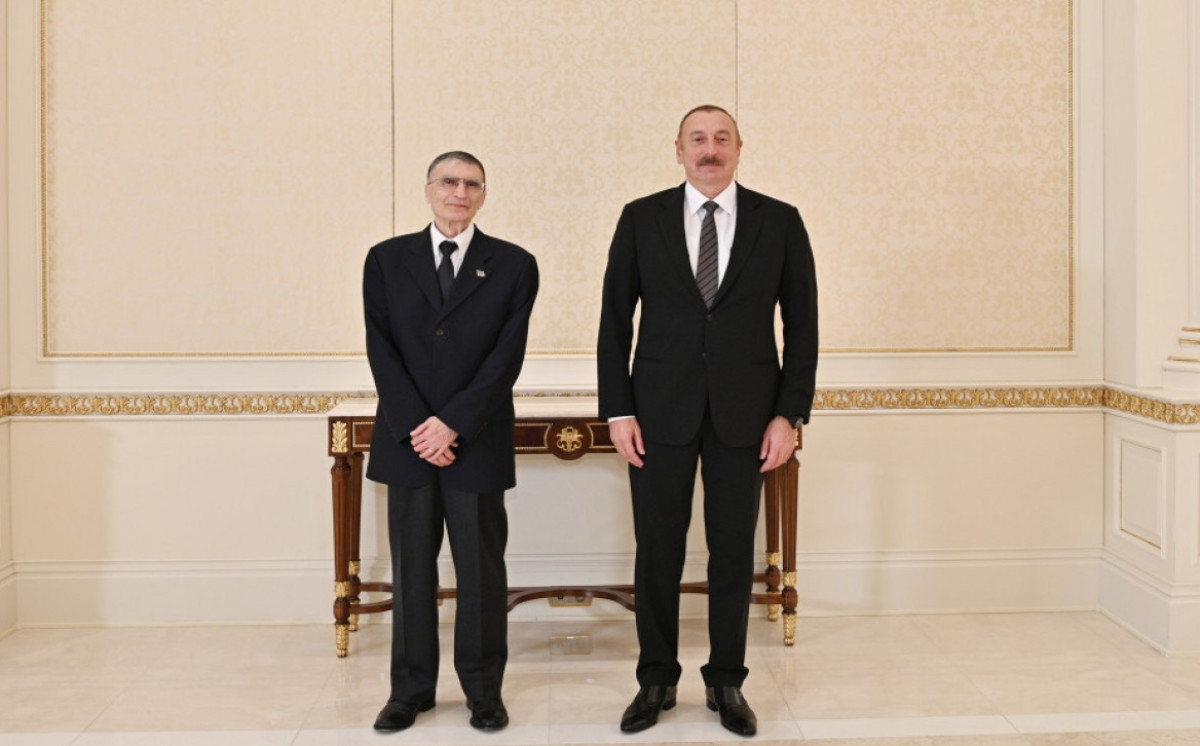 Nobel mükafatı laureatı Əziz Səncər Azərbaycan Respublikasının Prezidenti İlham Əliyevə təşəkkür edib 