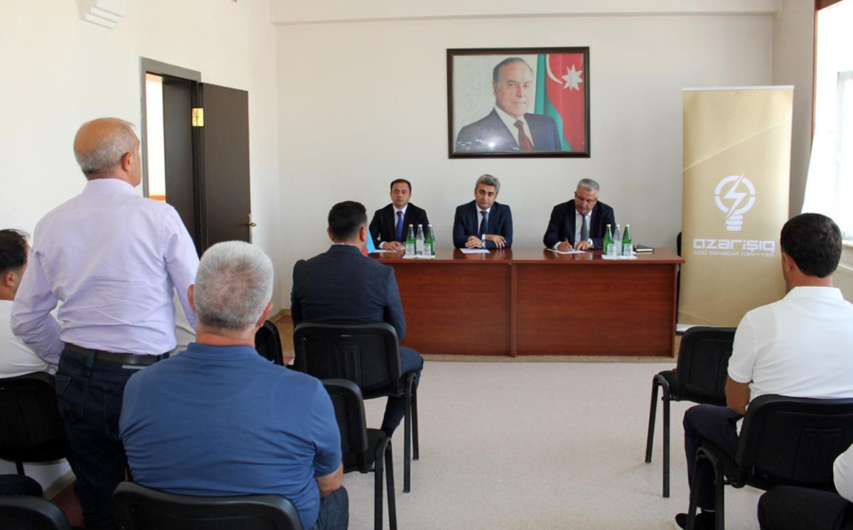 “Azərişıq” ASC-nin təşkilatçılığı ilə Şərurda fermer və sahibkarlarla görüş keçirilib 