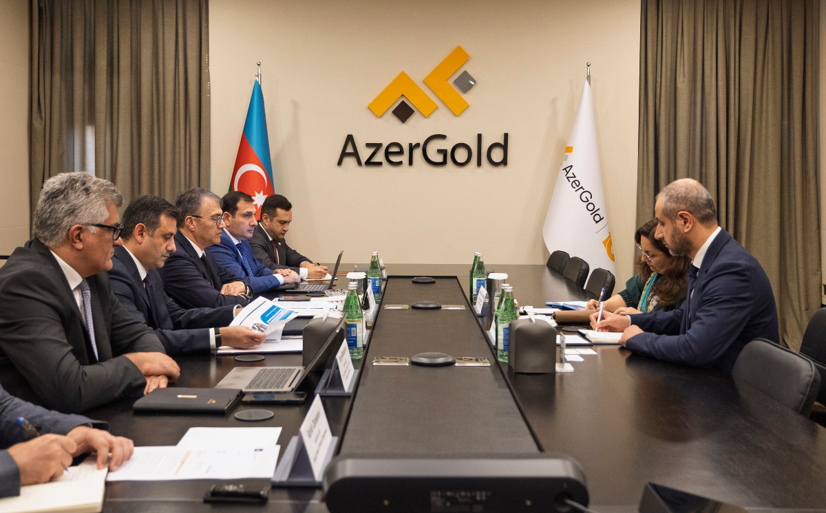 В ЗАО «AzerGold» состоялась встреча с директором Азиатского банка развития по Азербайджану 