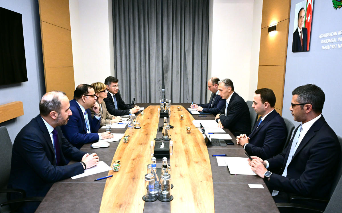 Rəşad Nəbiyev “Cisco” şirkətinin Avropa, Yaxın Şərq və Afrika regionu üzrə rəhbəri ilə görüşüb 